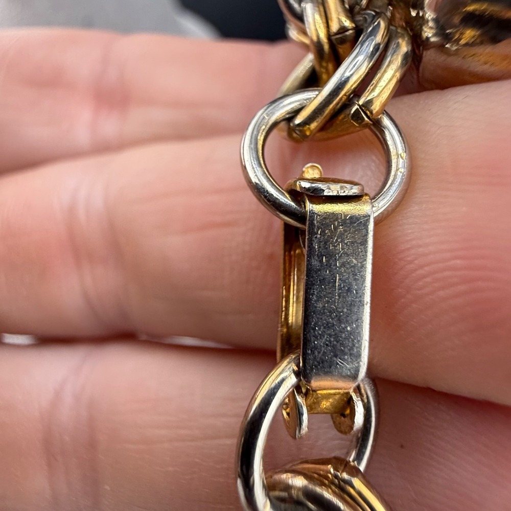 Vintage Nut Charm Bracelet Gold Tone 6.5" - Picture 10 of 11